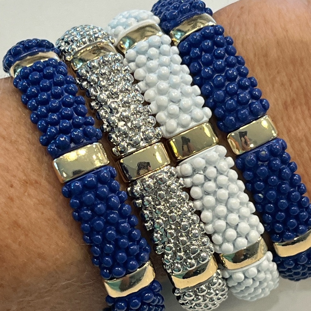Bundle of 4 Stretch Bracelets - Picture 5 of 8